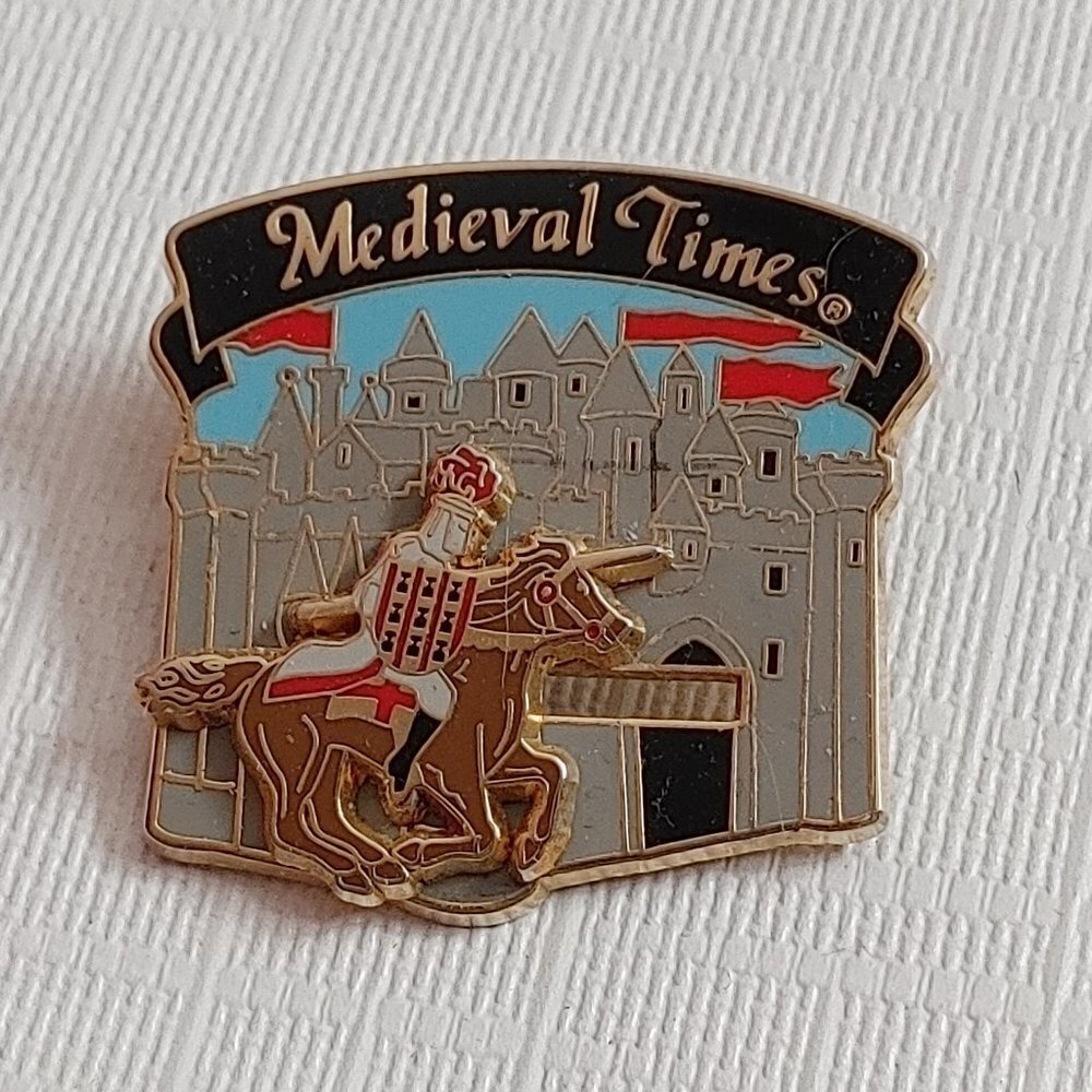 FUN Medieval Times Knight Pin with Movement